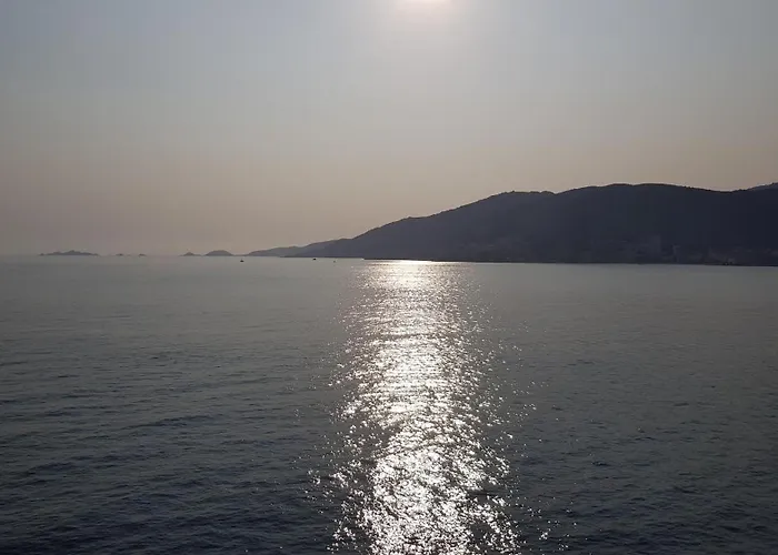 Un Havre De Paix Aux Sanguinaires Ajaccio (Corsica)