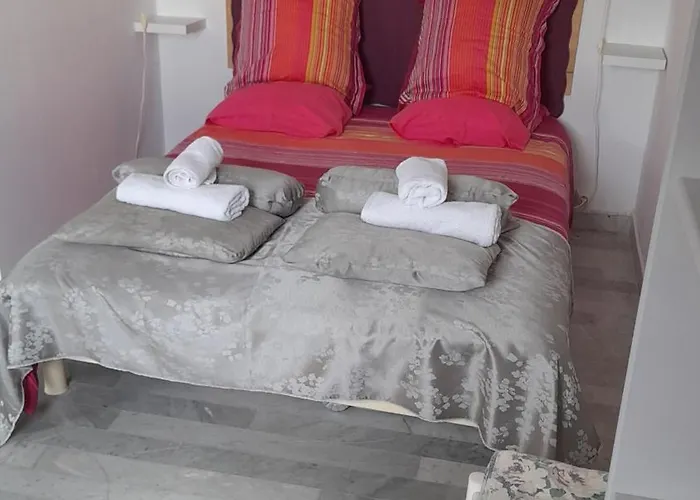 Un Havre De Paix Aux Sanguinaires Ajaccio (Corsica)